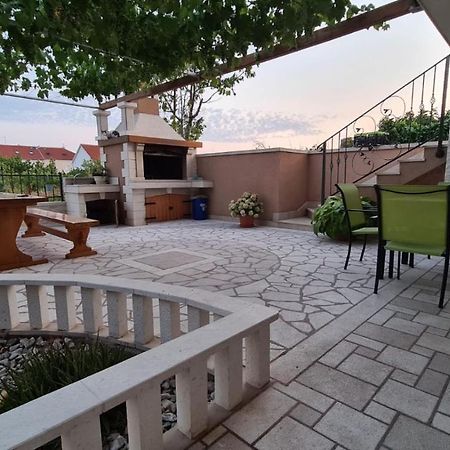 Kaštela Apartments Pavlinovic מראה חיצוני תמונה